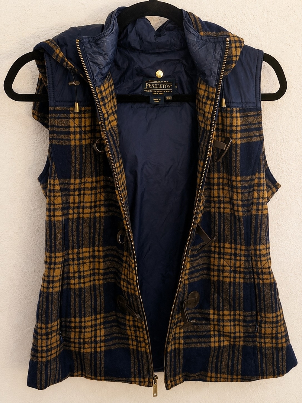 Pendleton Alpine Getaway Hooded Toggle Wool Vest S - Picture 5 of 8